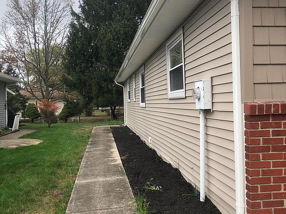5th image of 55 Guadeloupe Dr