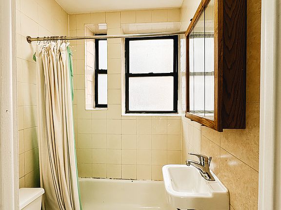 2nd image of 126 E Broadway APT 5
