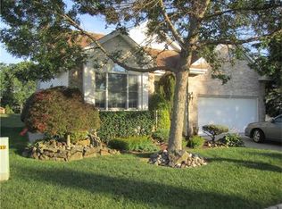 19 Harwood Rd, Monroe Township, NJ 08831