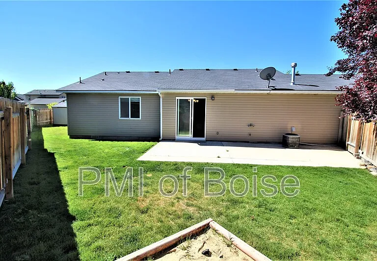 306 Pietra Way — Photo 17