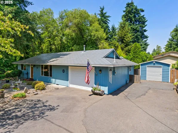 8275 SW Chestnut St, Portland, OR 97223