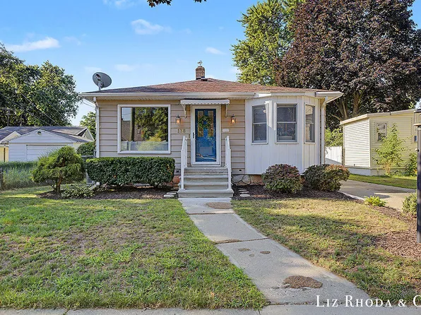 138 Bowne St NE, Grand Rapids, MI 49505