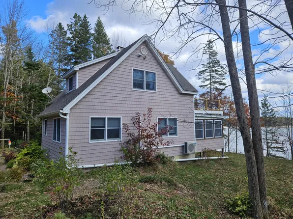 104 Justin Lane, Gouldsboro, ME 04607