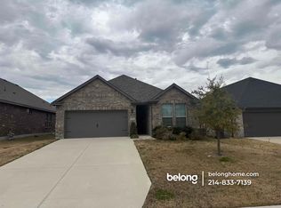 628 Cherry Hills Rd, Red Oak, TX 75154