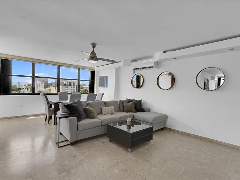 64 Condado #1104 — Photo 3