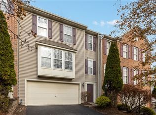 2010 Overlook Ct, Canonsburg, PA 15317