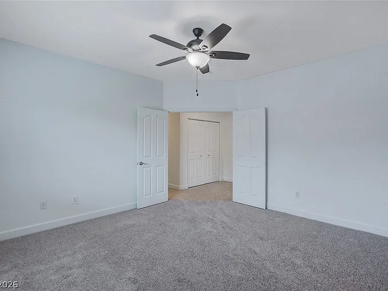 127 Tilbury Ave — Photo 22