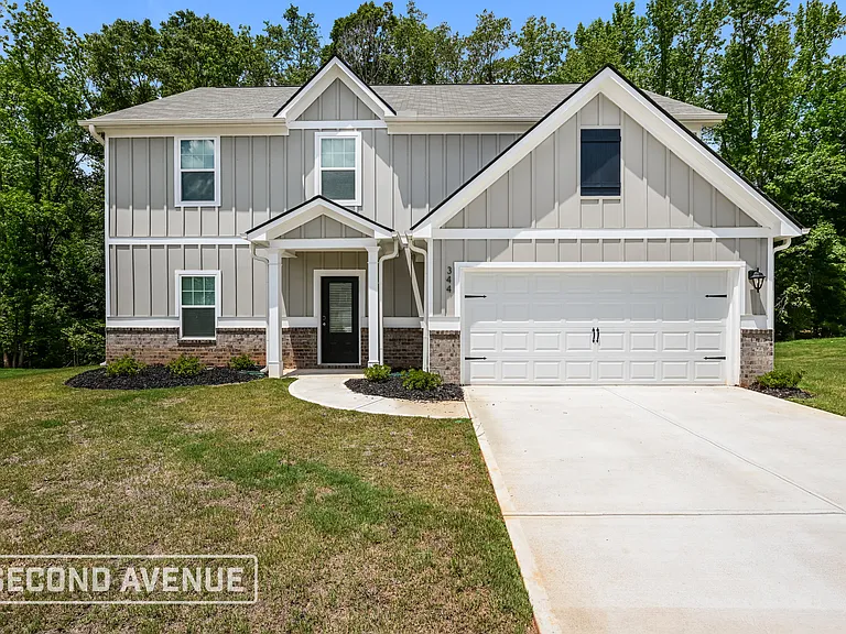 344 Oliver Dr — Photo 1