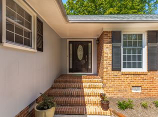 6060 Old Providence Rd, Charlotte, NC 28226