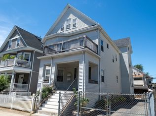 116 Lonsdale St, Dorchester, MA 02124