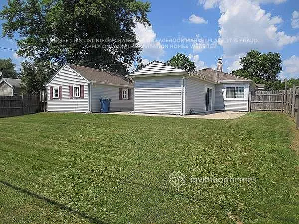 1359 Raymond Dr — Photo 9