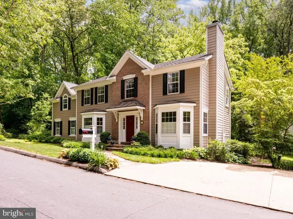 15 Waters Rd, Severna Park, MD 21146