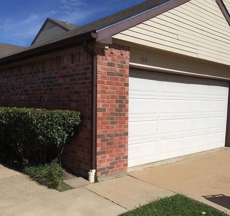 1st image of 1013 Weston Dr #1013