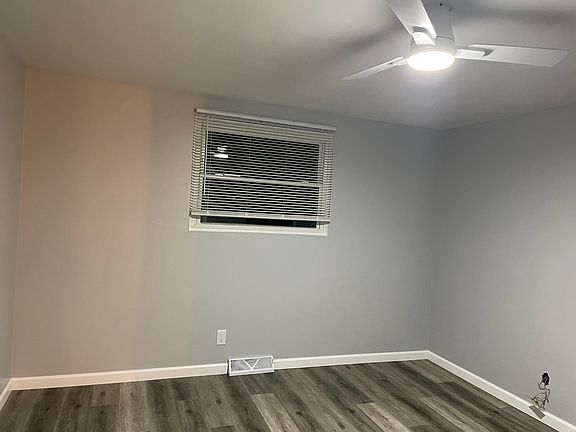 Bedroom, light and fan with remote control.