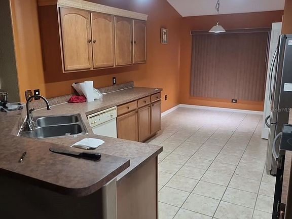 4th image of 3225 Abiaka Dr