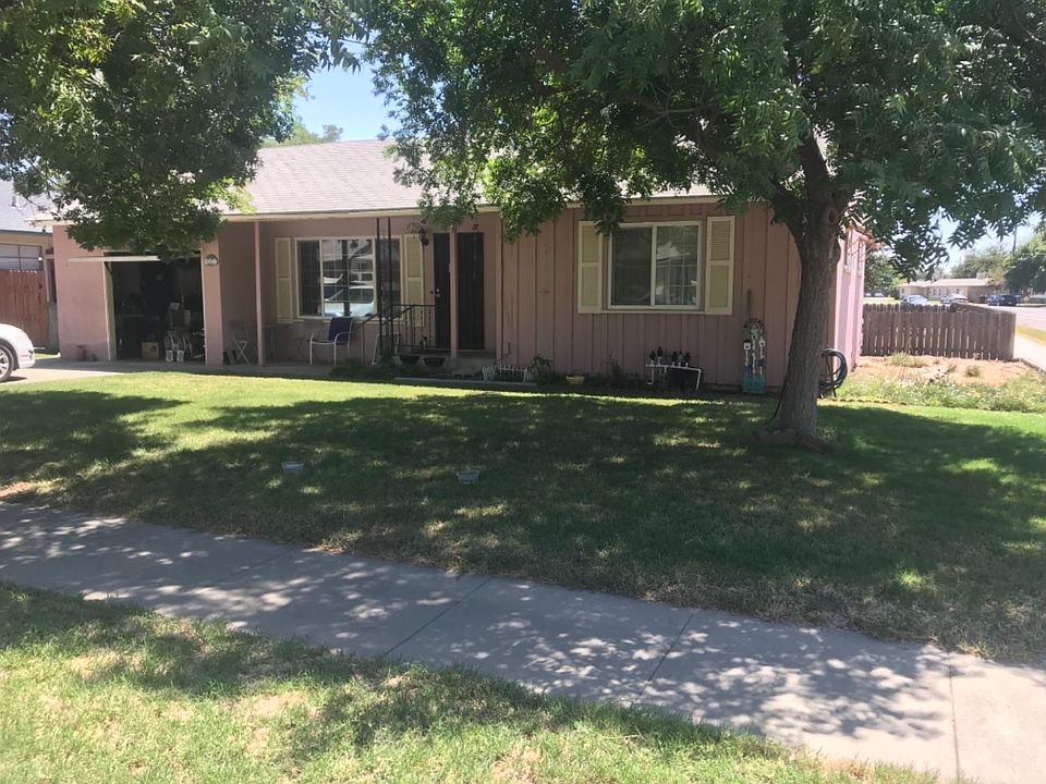 1st image of 927 Amelia Ave