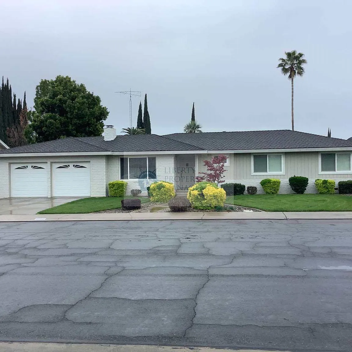 2200 Mauna Loa Dr photo 1