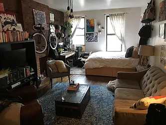 Rented by Ethan Blinder, LREB