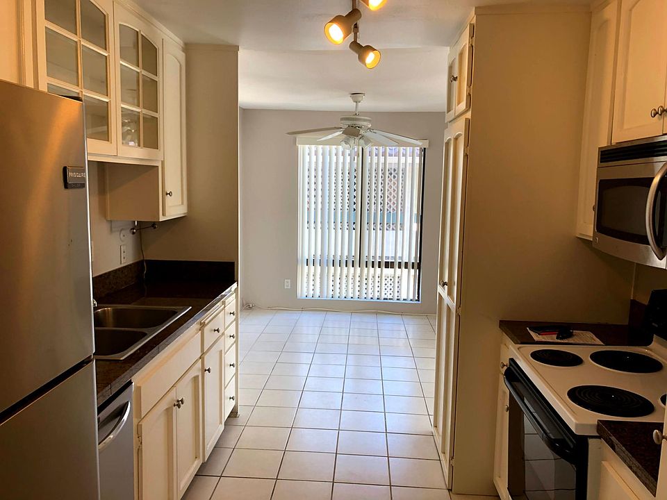 Kitchen and Breakfast place