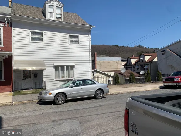 711 Walnut St, Ashland, PA 17921