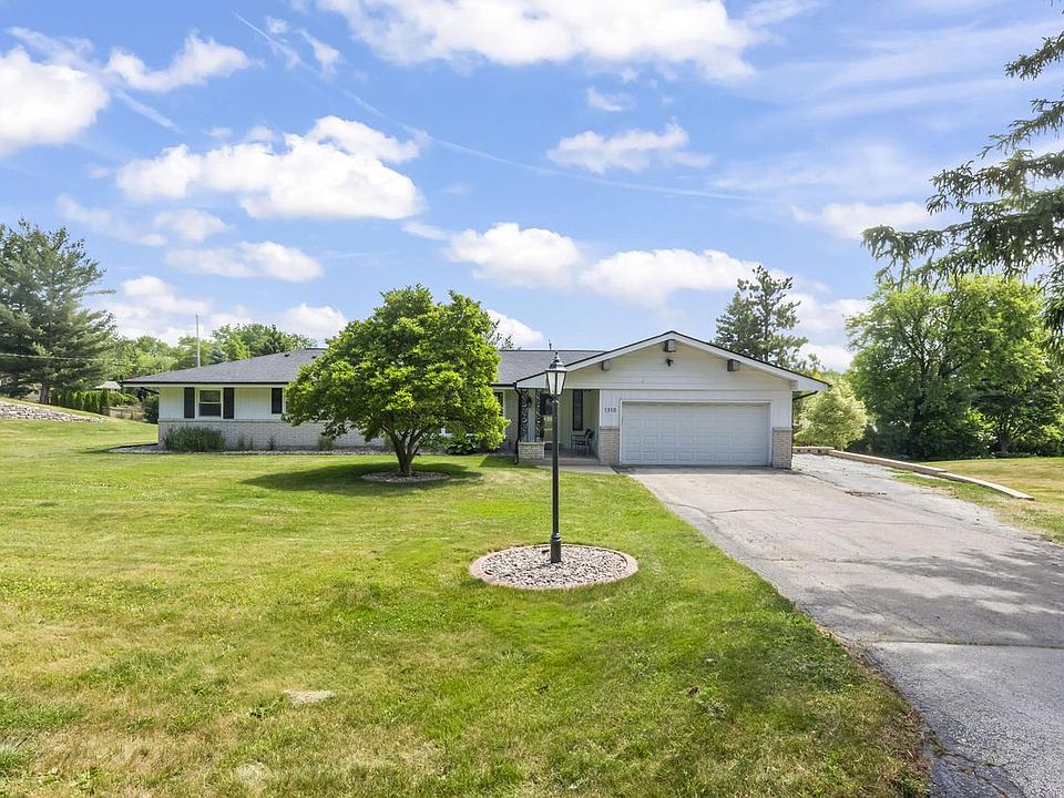 1st image of 1310 Sunnycrest DRIVE