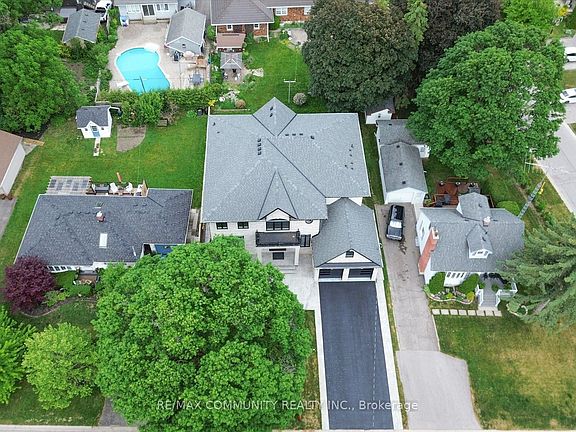 3rd image of 154 Burkholder St