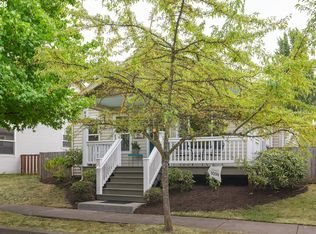 8358 N Hendricks St, Portland, OR 97203