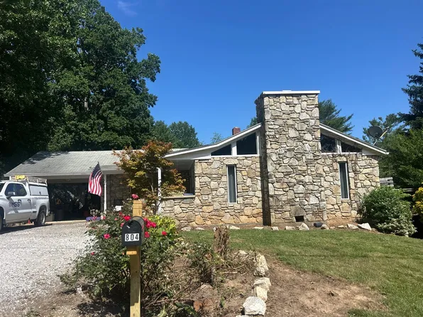 804 N Cherokee Ave, Black Mountain, NC 28711