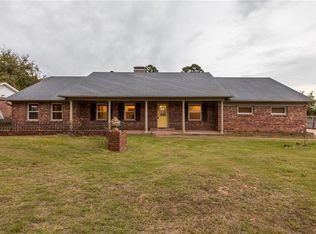 914 Skyline Dr, Van Buren, AR 72956