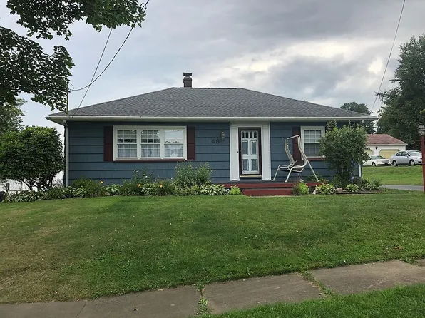 48 Vaughn Ave, Wheatland, PA 16161