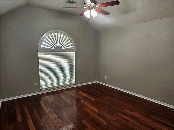 5th image of 9506 Rustic Gate Rd