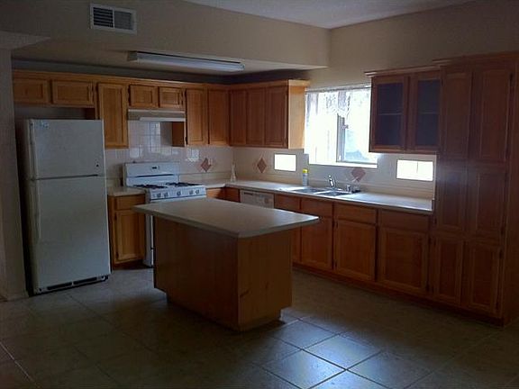 5th image of 12481 Paseo Azul Dr