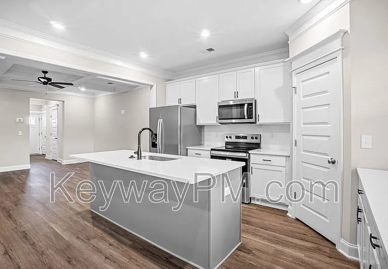 2099 Denmark Ave SE — Photo 8