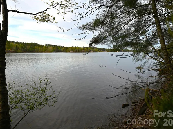 2299 Lighthouse Ln #76, Connelly Springs, NC 28612