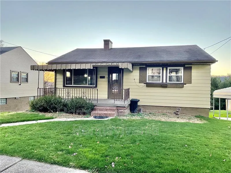 277 Berry St photo 1