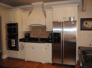 604 Belle Terre Ct, Inman, SC 29349