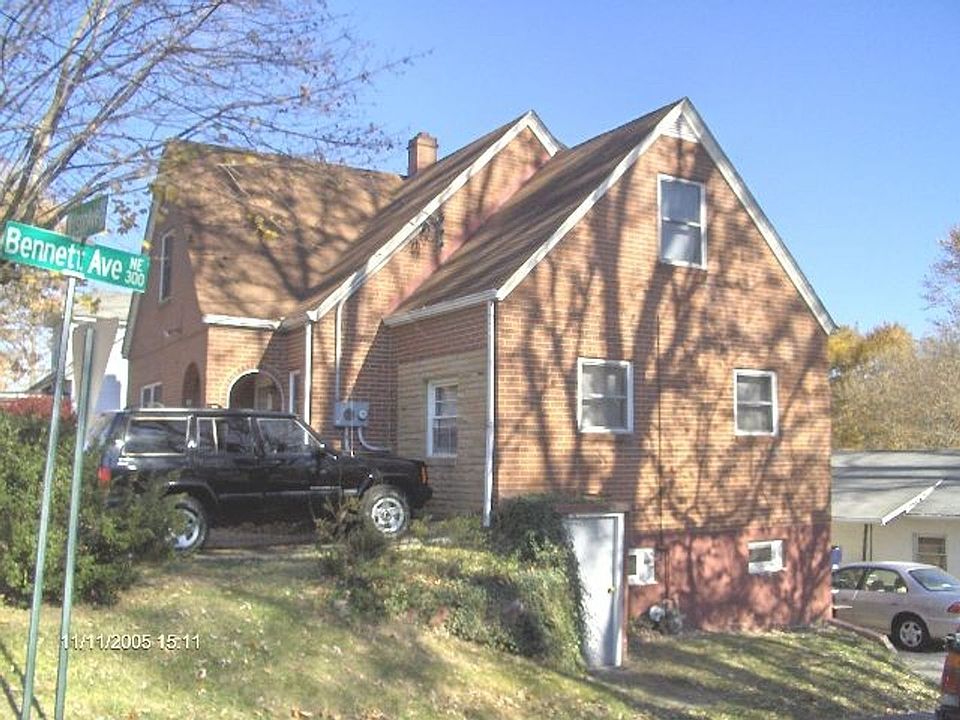 1st image of 302 Wilson Ave