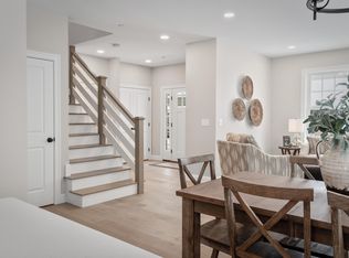 55 Owls Nest Rd, Portland, ME 04102