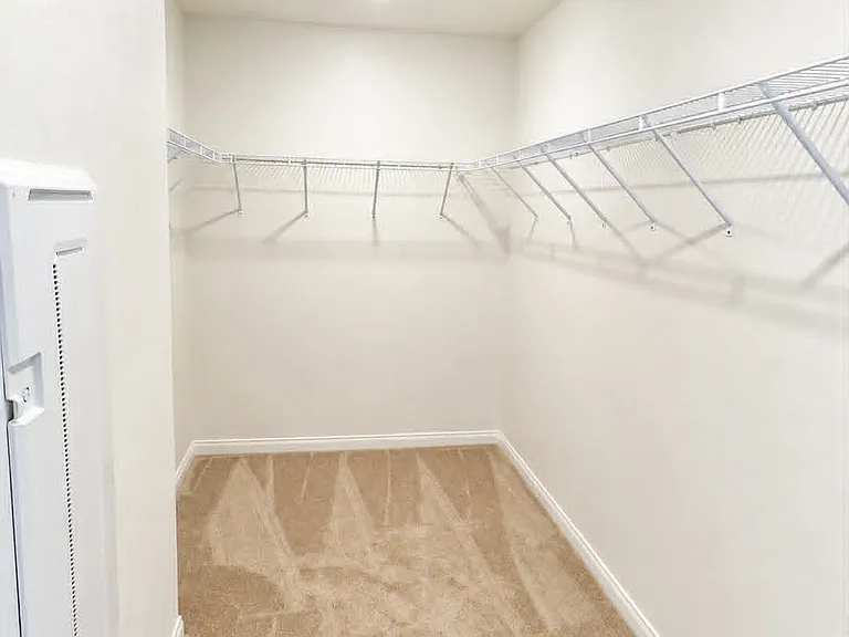4255 E Carmel Privado — Photo 8