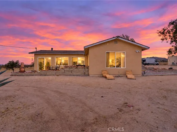 2822 Cherokee Trl, Landers, CA 92285