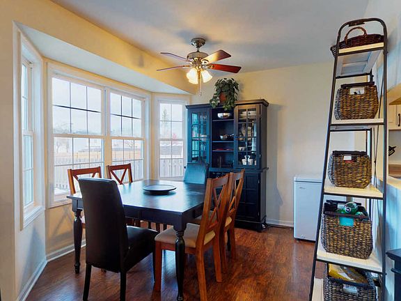 5th image of 1157 Country Glen Ln