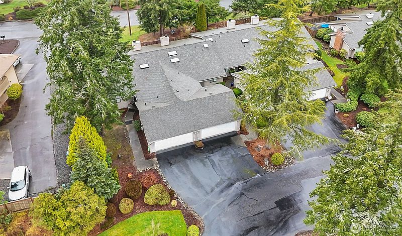 5th image of 1310 Boise Street