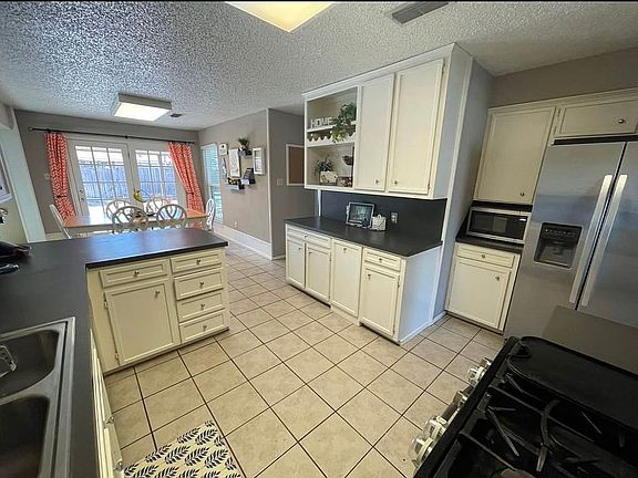 5th image of 3901 Bedford Ave