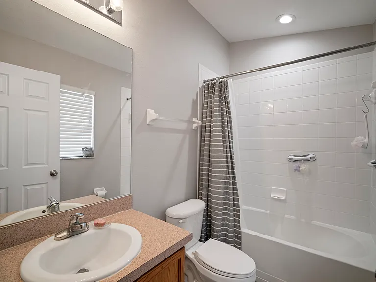 9722 Forestdale Ct — Photo 22