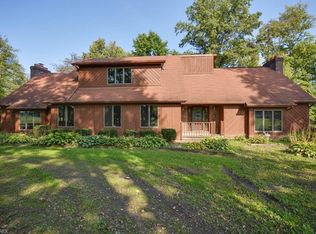 25970 Akins Rd, Columbia Station, OH 44028