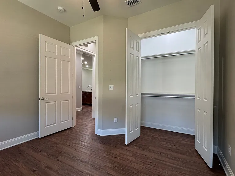 Creekview Estates — Photo 9