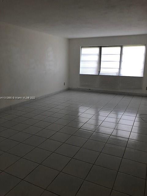 1st image of 1530 NE 191st St APT 240