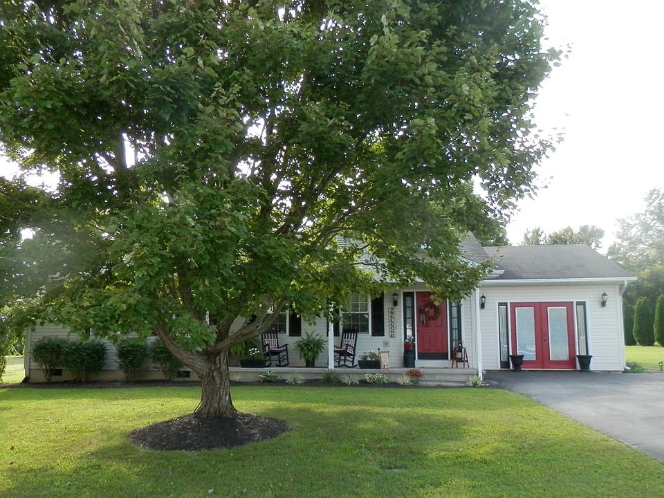 1st image of 120 Blake Dr