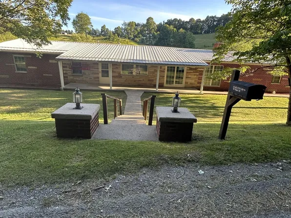 238 Mount Zion Cemetary Rd, Buckhannon, WV 26201