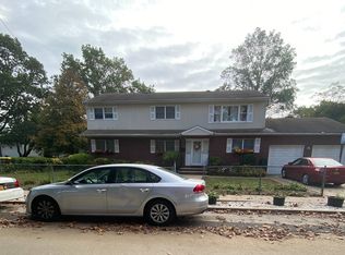 477 Jefferson Ave, Rockville Centre, NY